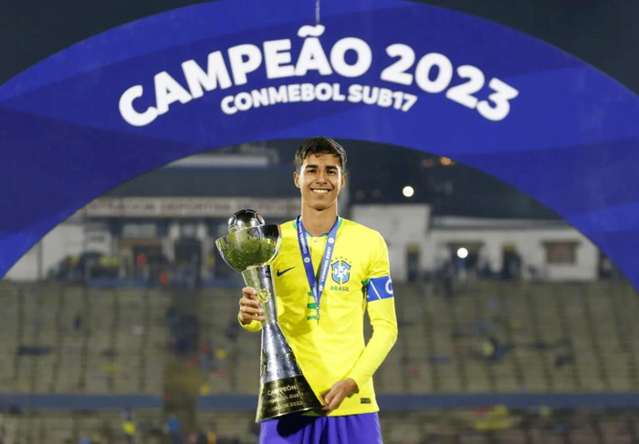 巴西主帅紧急召回20岁新星应对克罗地亚友谊赛