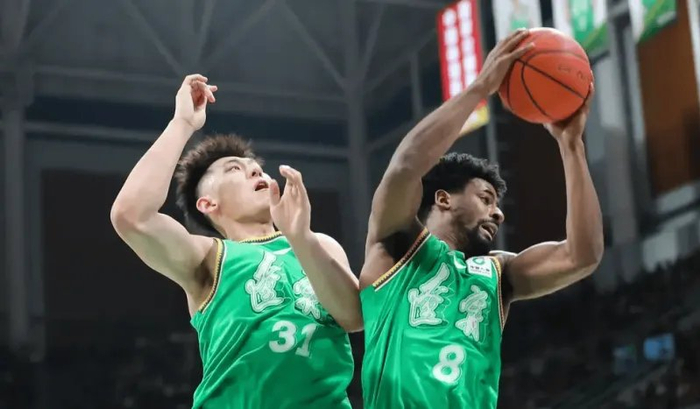 辽宁男篮常规赛惨败吉林 首节崩盘难挽败局