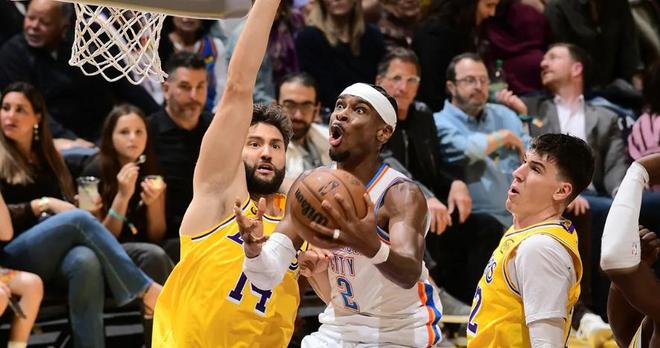 约基奇三双引领掘金10连胜 西部三强格局成型