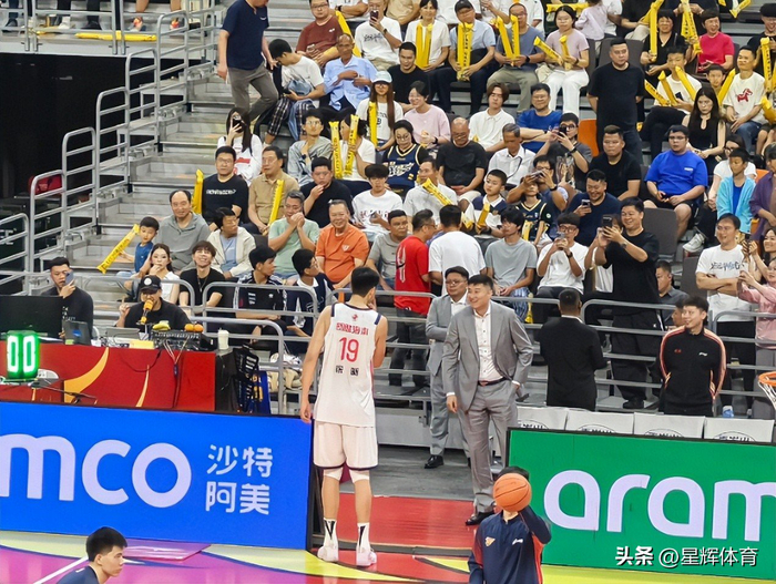 徐昕13+11助龙狮逆转晋级 情商高获广东管理层关